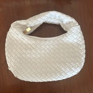 Mali + Lili woven handbag